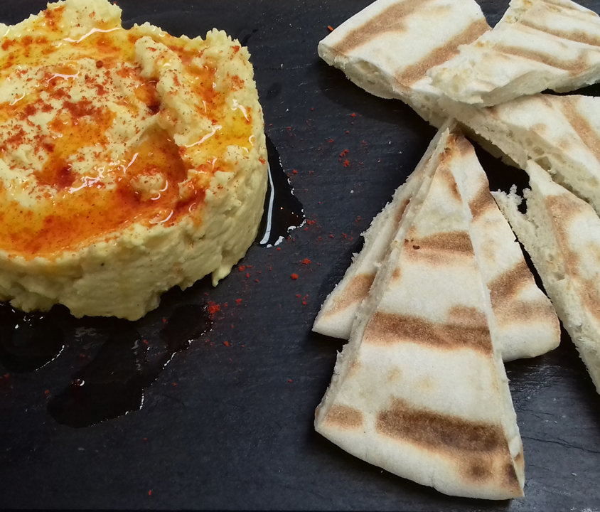 Hummus y pan de pita